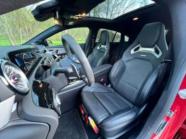 Mercedes-Benz CLA 45 AMG S Shooting Brake 4Matic+ 29