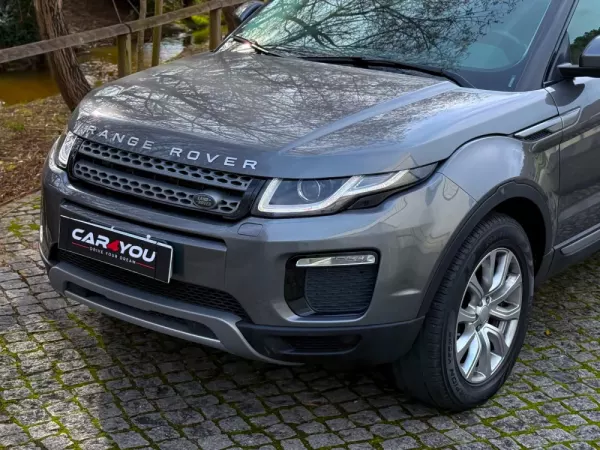 Land Rover Range Rover Evoque 2.0 TD4 SE Dynamic Auto 2