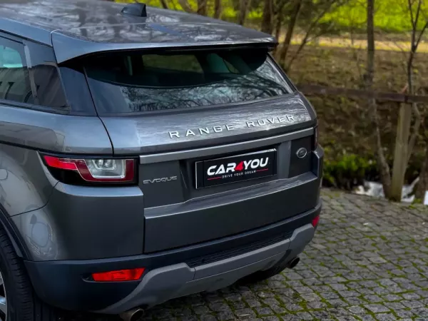 Land Rover Range Rover Evoque 2.0 TD4 SE Dynamic Auto 6