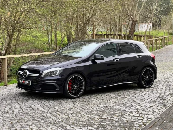 Mercedes-Benz A 45 AMG 4-Matic 14