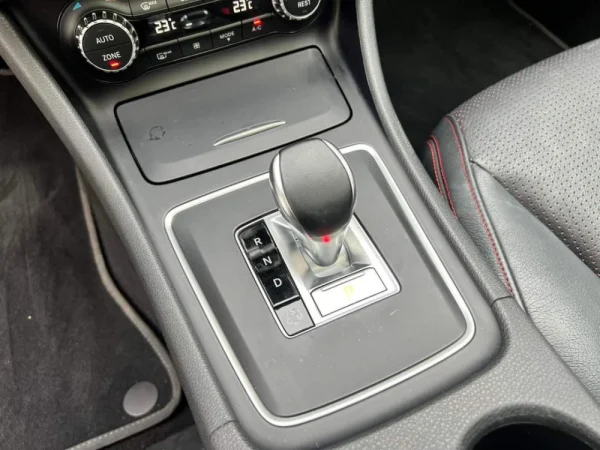 Mercedes-Benz A 45 AMG 4-Matic 21