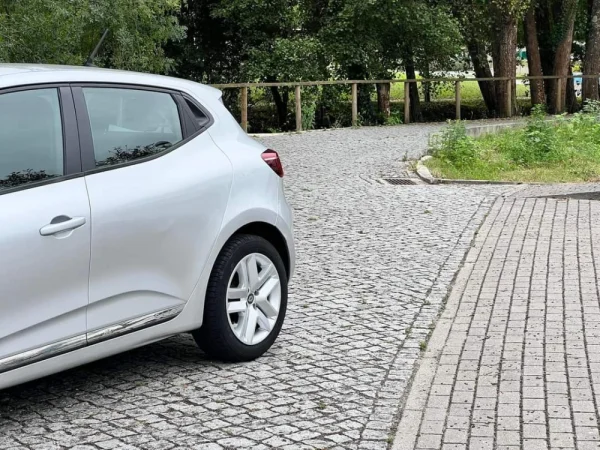 Renault Clio 1.5 Blue dCi Intens 3