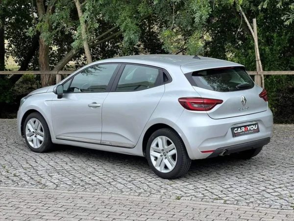 Renault Clio 1.5 Blue dCi Intens 13