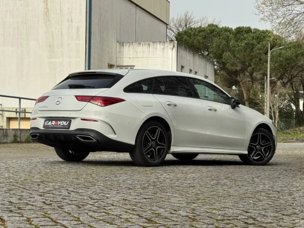 Mercedes-Benz CLA 250 e Shooting Brake AMG Line 9