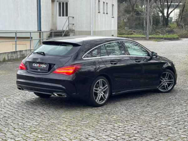 Mercedes-Benz CLA 180 7G-DCT AMG Line 8