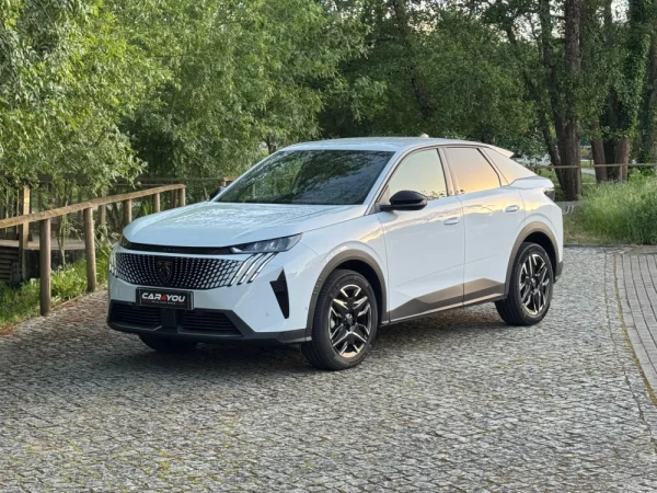 Peugeot 3008 1.2 Hybrid Allure e-DCS6 9