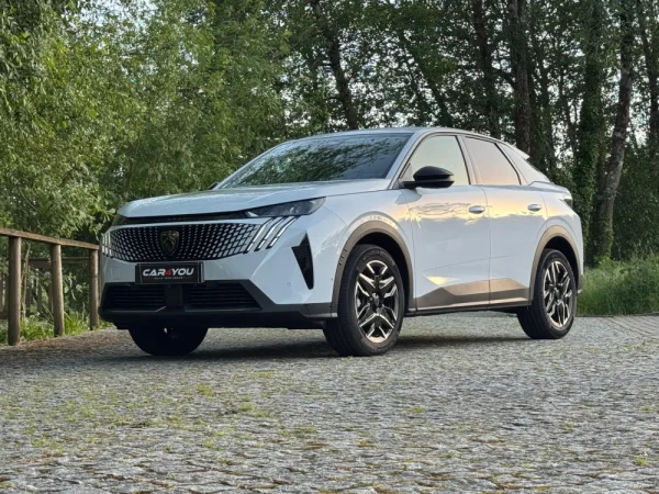 Peugeot 3008 1.2 Hybrid Allure e-DCS6 10
