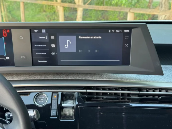 Peugeot 3008 1.2 Hybrid Allure e-DCS6 17