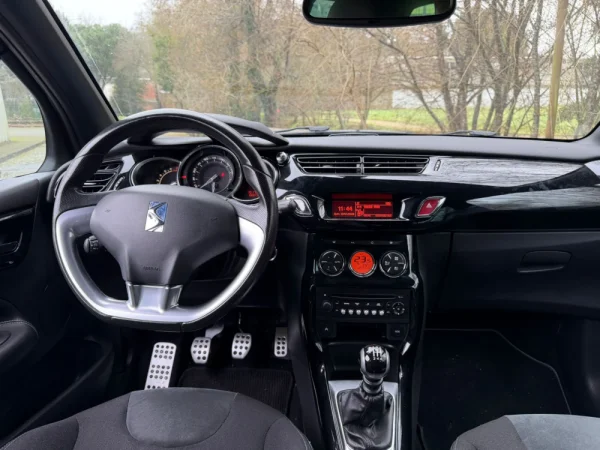 Citroen DS3 1.6 THP Sport Chic 26