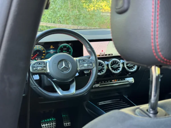 Mercedes-Benz EQA 250 AMG Line 16