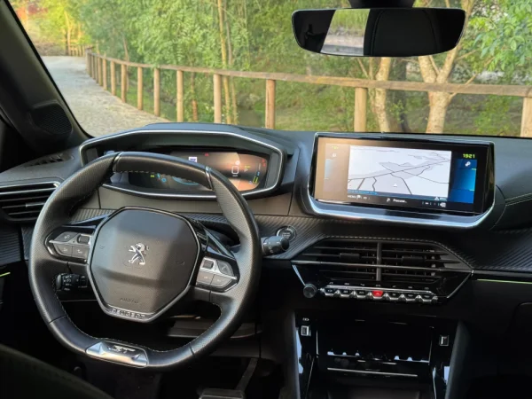 Peugeot e-208 50 kWh GT Line 28