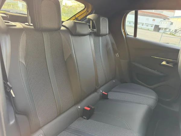 Peugeot e-208 50 kWh GT Line 41