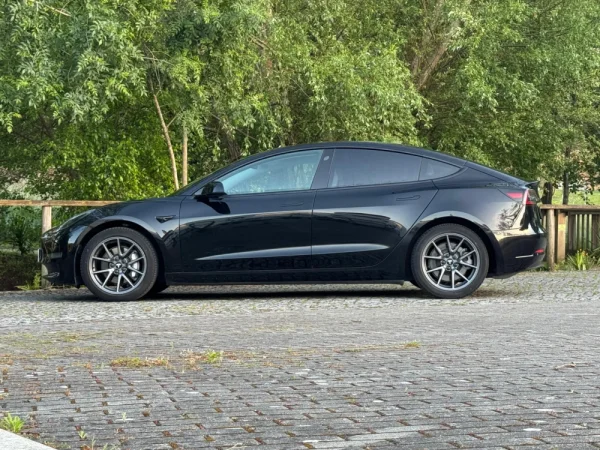 Tesla Model 3 Long Range AWD Dual Motor 9