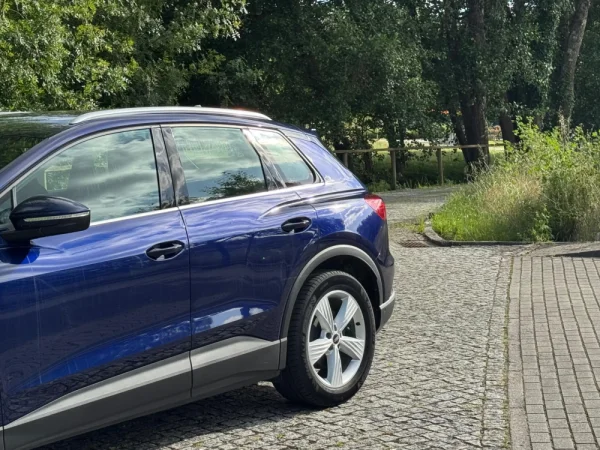 Audi Q4 e-tron 40 63 kWh SE Business 3