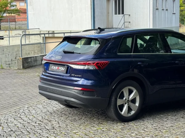 Audi Q4 e-tron 40 63 kWh SE Business 5
