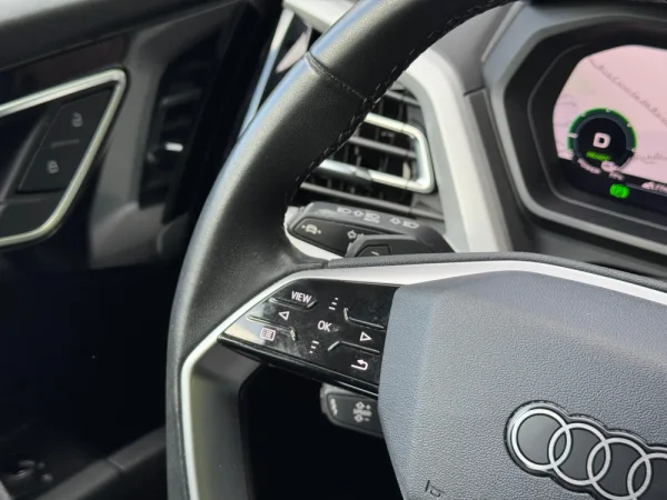 Audi Q4 e-tron 40 63 kWh SE Business 22