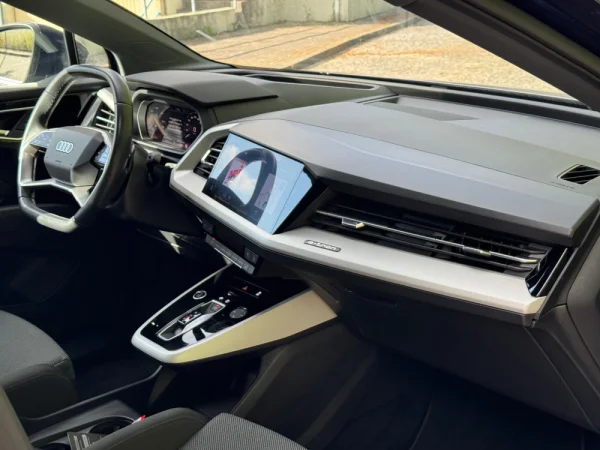 Audi Q4 e-tron 40 63 kWh SE Business 28