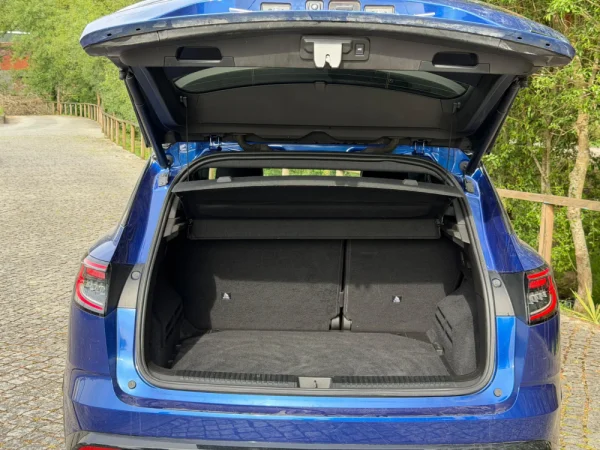 Renault Austral 1.2 Full Hybrid E-Tech Esprit Alpine 17