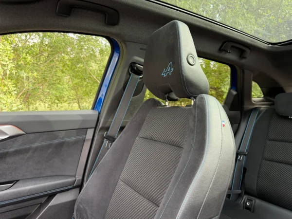 Renault Austral 1.2 Full Hybrid E-Tech Esprit Alpine 23