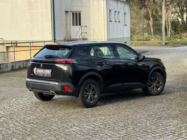 Peugeot 2008 1.2 PureTech Allure Pack EAT8 6