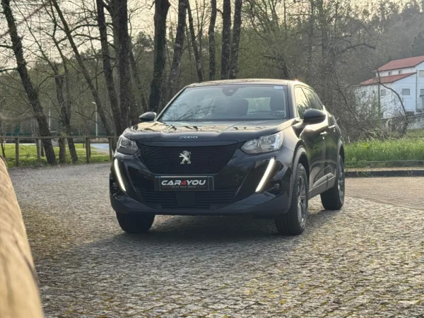 Peugeot 2008 1.2 PureTech Allure Pack EAT8 15