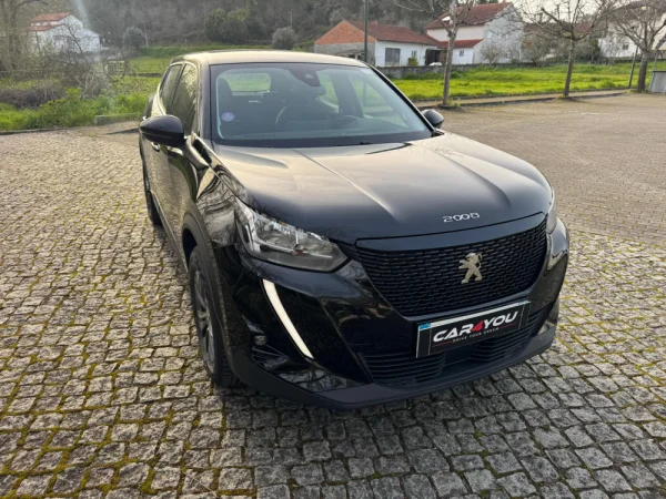 Peugeot 2008 1.2 PureTech Allure Pack EAT8 17