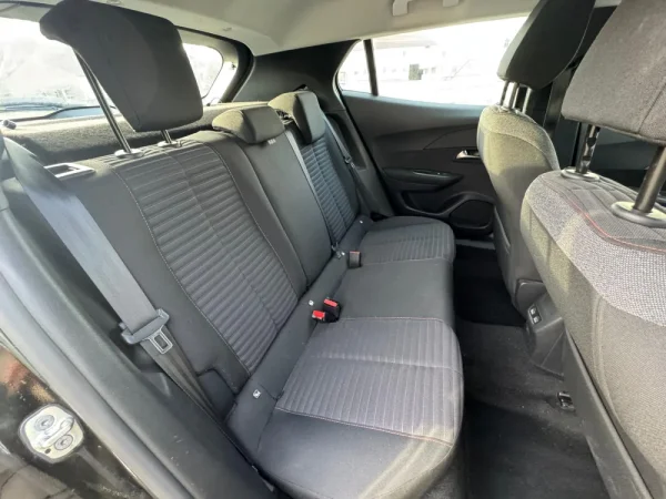 Peugeot 2008 1.2 PureTech Allure Pack EAT8 33
