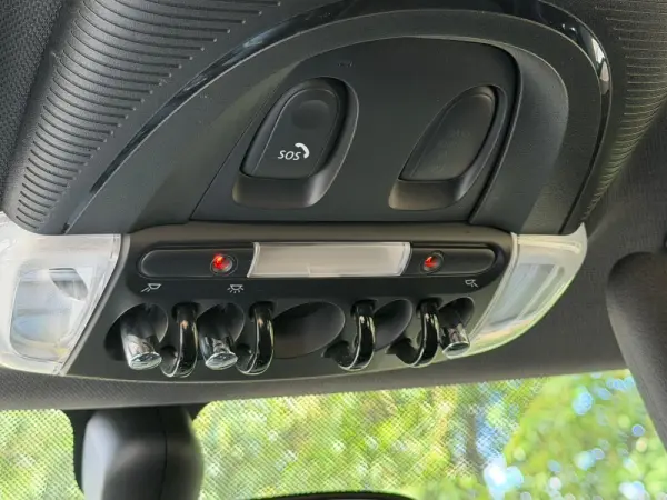MINI 3 Portas One D 22