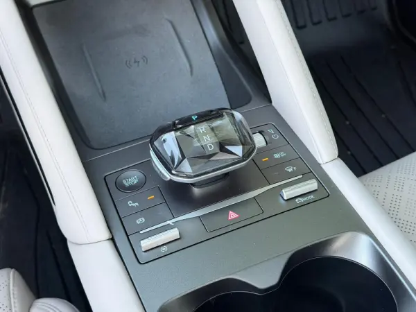 BYD Atto 2 45.1 kWh Boost 11