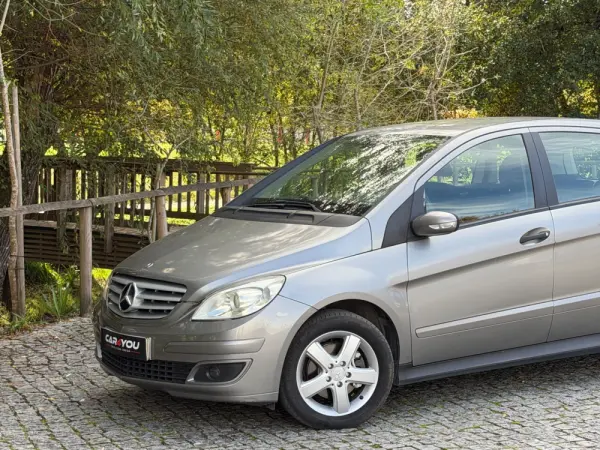 Mercedes-Benz B 180 CDi 2