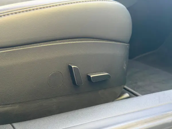 Tesla Model 3 Standard RWD 30