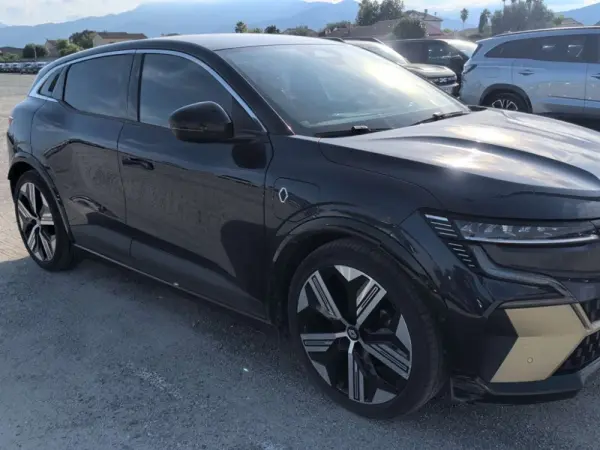 Renault Mégane E-Tech EV60 Iconic 3