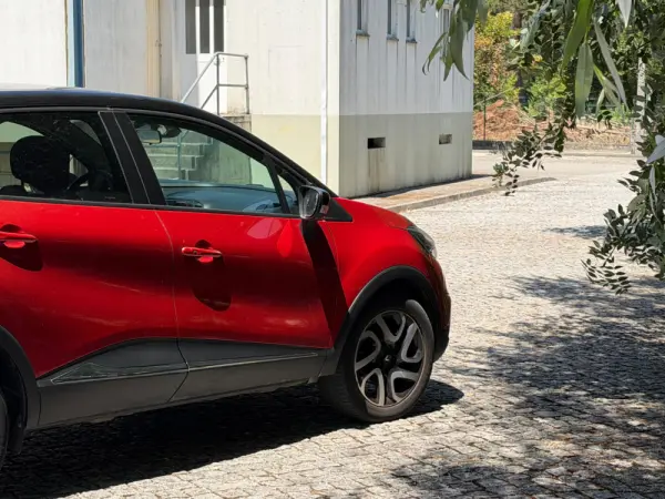 Renault Captur TCe 120 EDC Helly Hansen 2