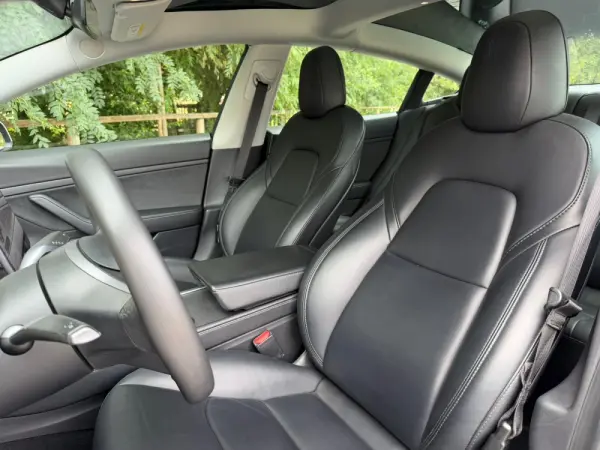 Tesla Model 3 Standard Range Plus RWD 28