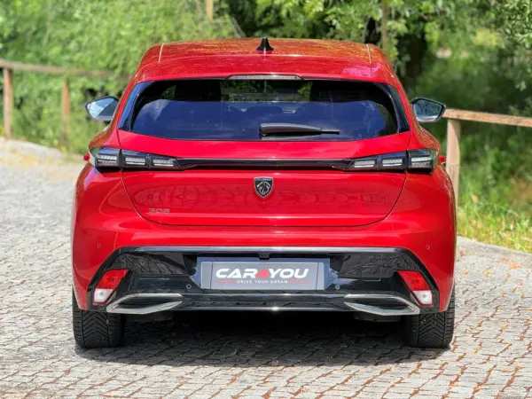 Peugeot 308 1.2 PureTech Allure 12