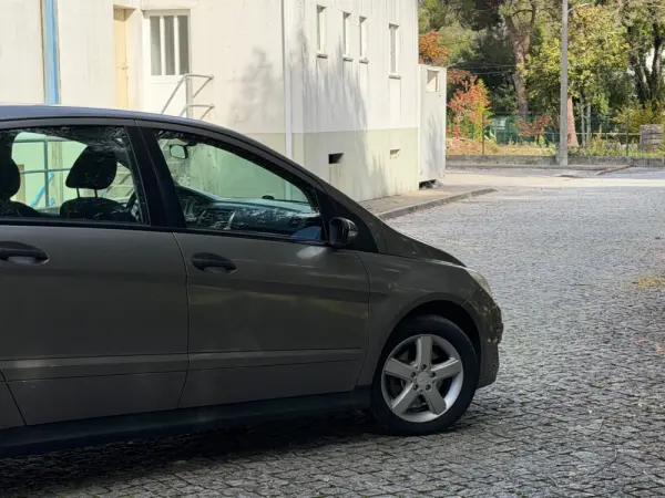 Mercedes-Benz B 180 CDi 6