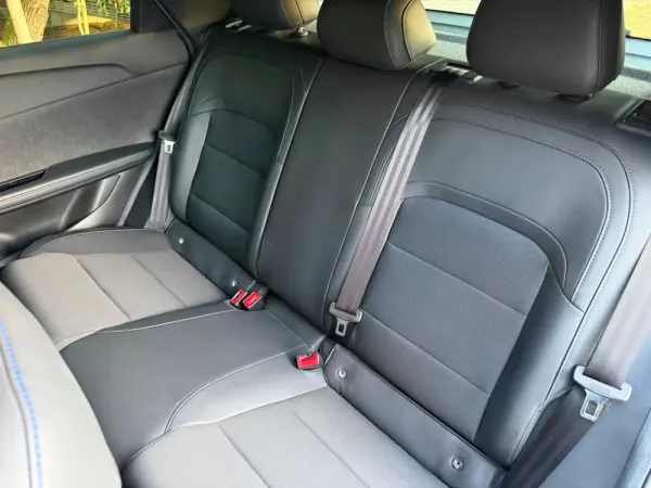 MG MG4 77 kWh Extended Range Luxury 34
