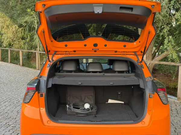 MG MG4 64 kWh Luxury 13