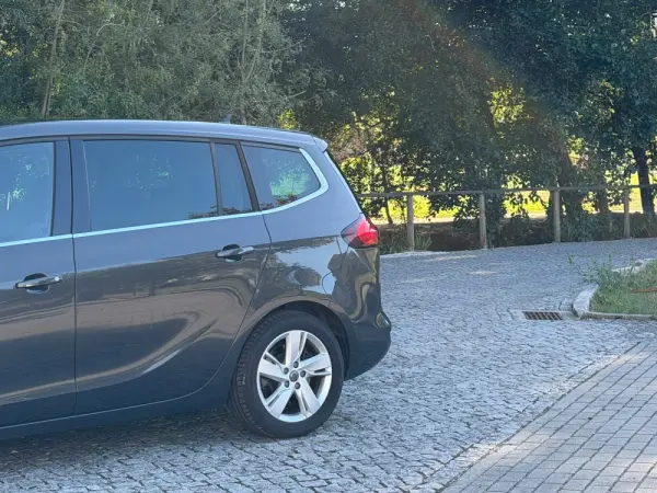 Opel Zafira 1.6 CDTi Executive 3