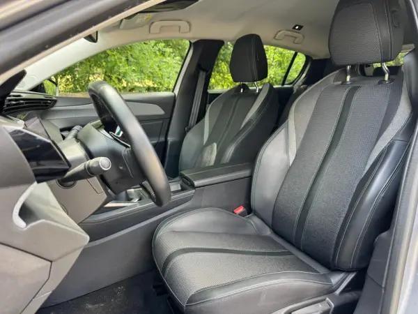 Peugeot 308 1.2 PureTech Allure Pack 24