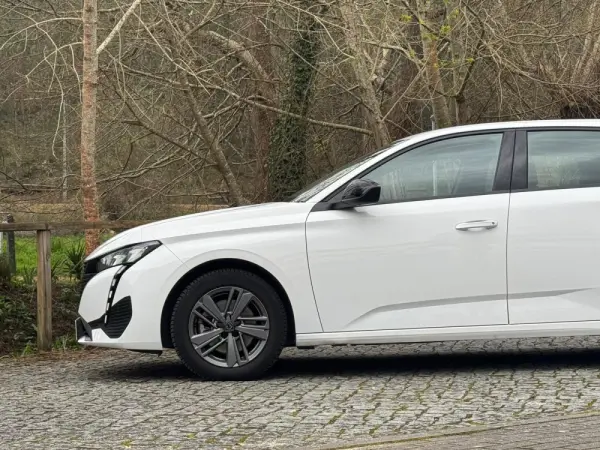 Peugeot 308 SW 1.2 PureTech Active Pack 8