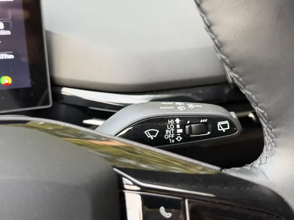 MG MG4 64 kWh Luxury 31