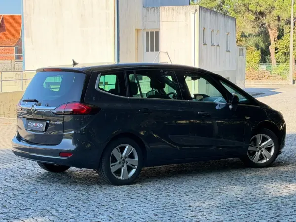 Opel Zafira 1.6 CDTi Executive 7