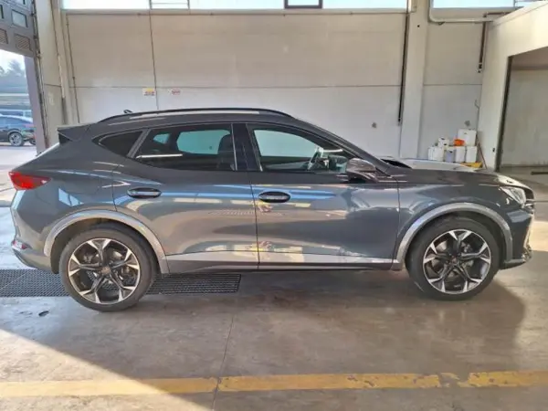 Cupra Formentor 1.4 e-Hybrid DSG 9