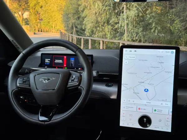 Ford Mustang Mach-E 75.7 kWh Base 23
