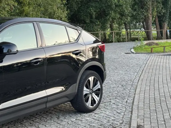 Volvo C40 Recharge Plus 3