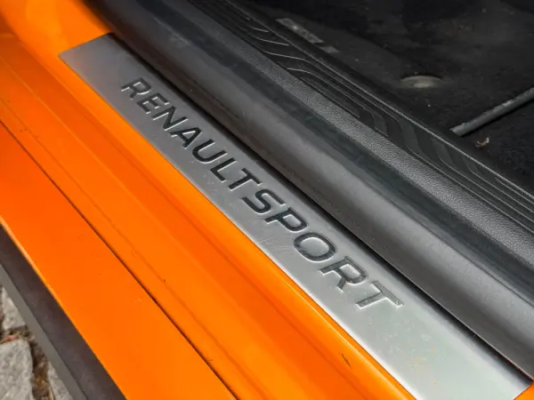 Renault Mégane 1.8 TCe R.S. EDC 15