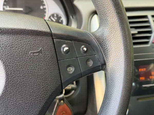 Mercedes-Benz B 180 CDi 23