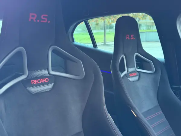 Renault Mégane 1.8 TCe R.S. Trophy 45
