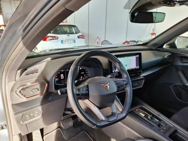 Cupra Formentor 1.4 e-Hybrid DSG 12